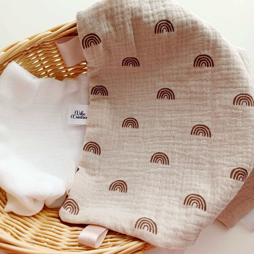 Doudou sensoriel etiquettes, fait main en gaze de coton pour bébés, enfants et adultes. 