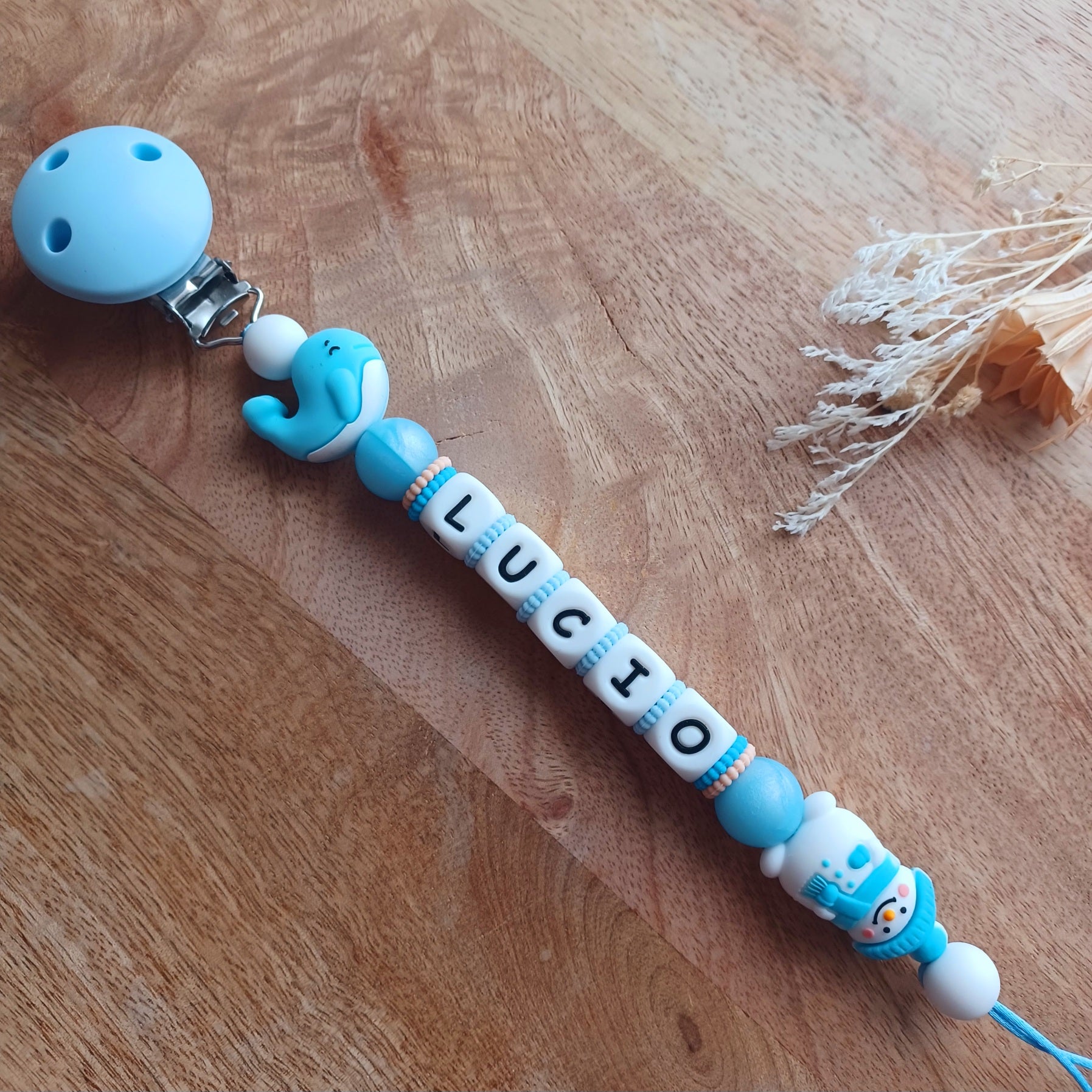 Attache tétine silicone, Boule de Neige, Baleine, bleu.