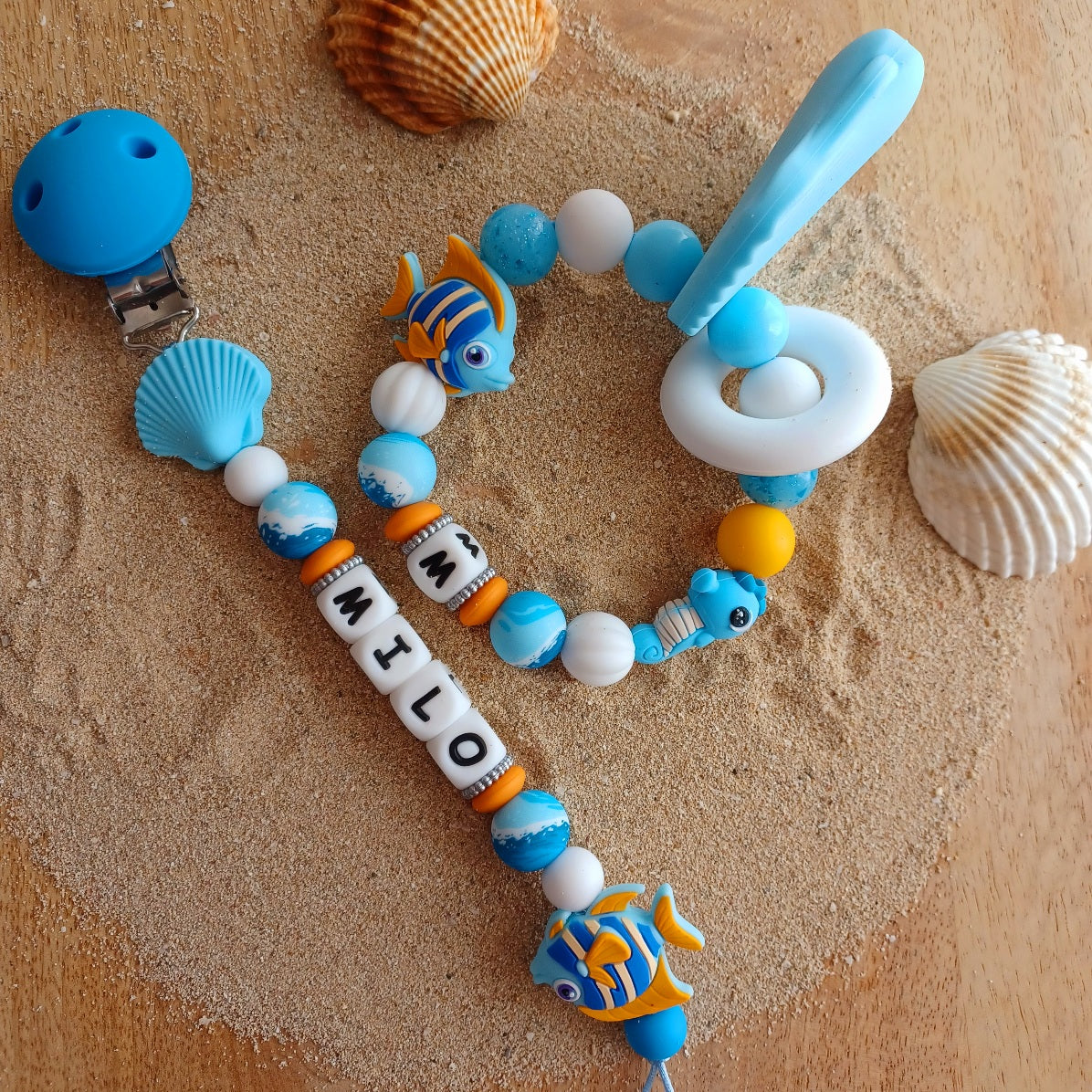 Attache-Tétine Mer– Personnalisable- Silicone Alimentaire – Poisson,  coquillage, hippocampe. Milo