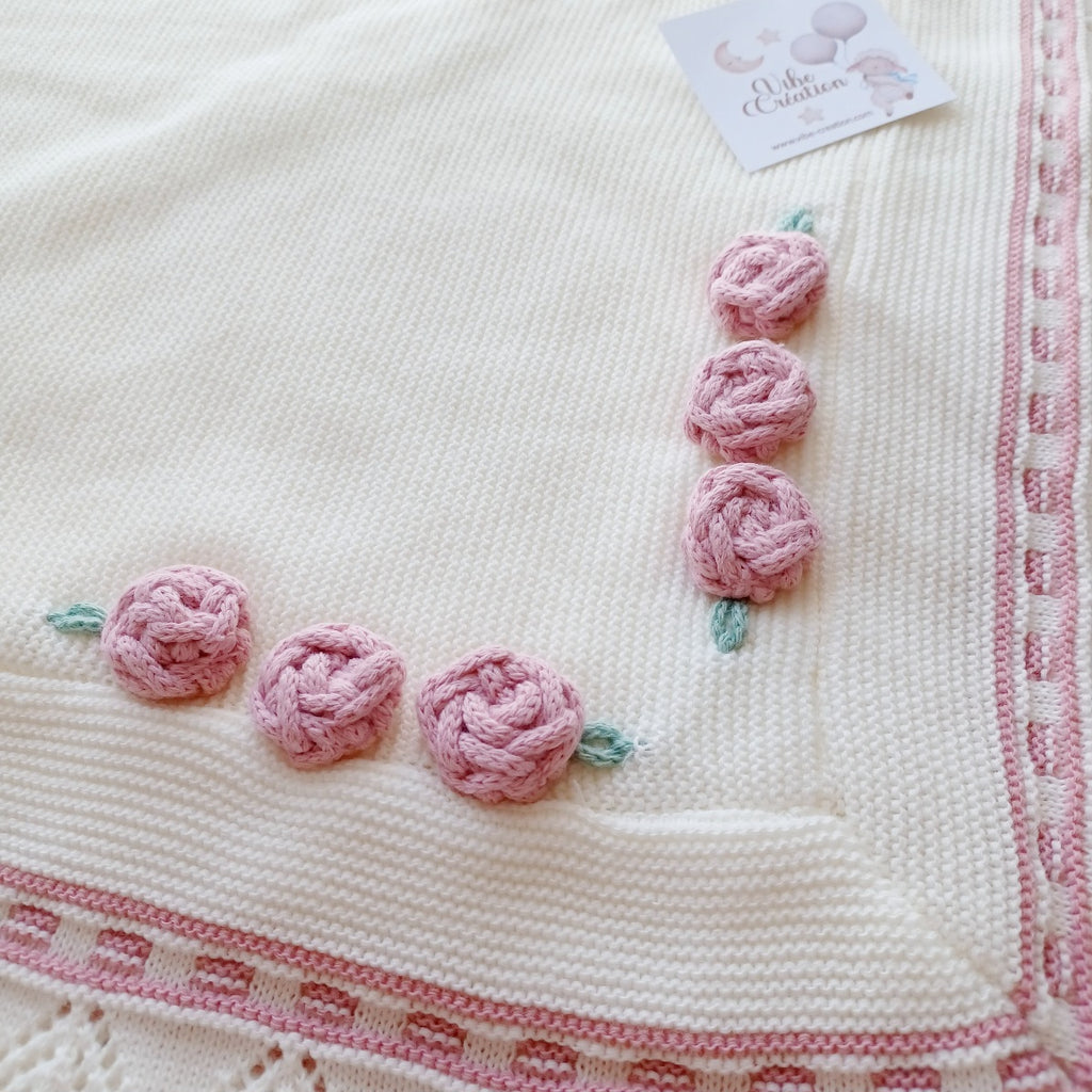 Couverture bébé tricot coton, personnalisable. Modèle Sarah, Couleur Ivoire