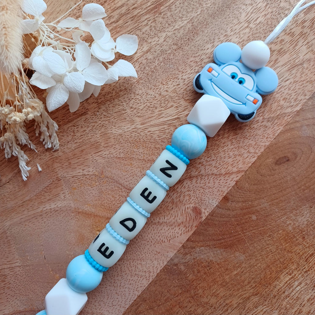 Attache tétine silicone, voiture, blanc, bleu ciel. Eden