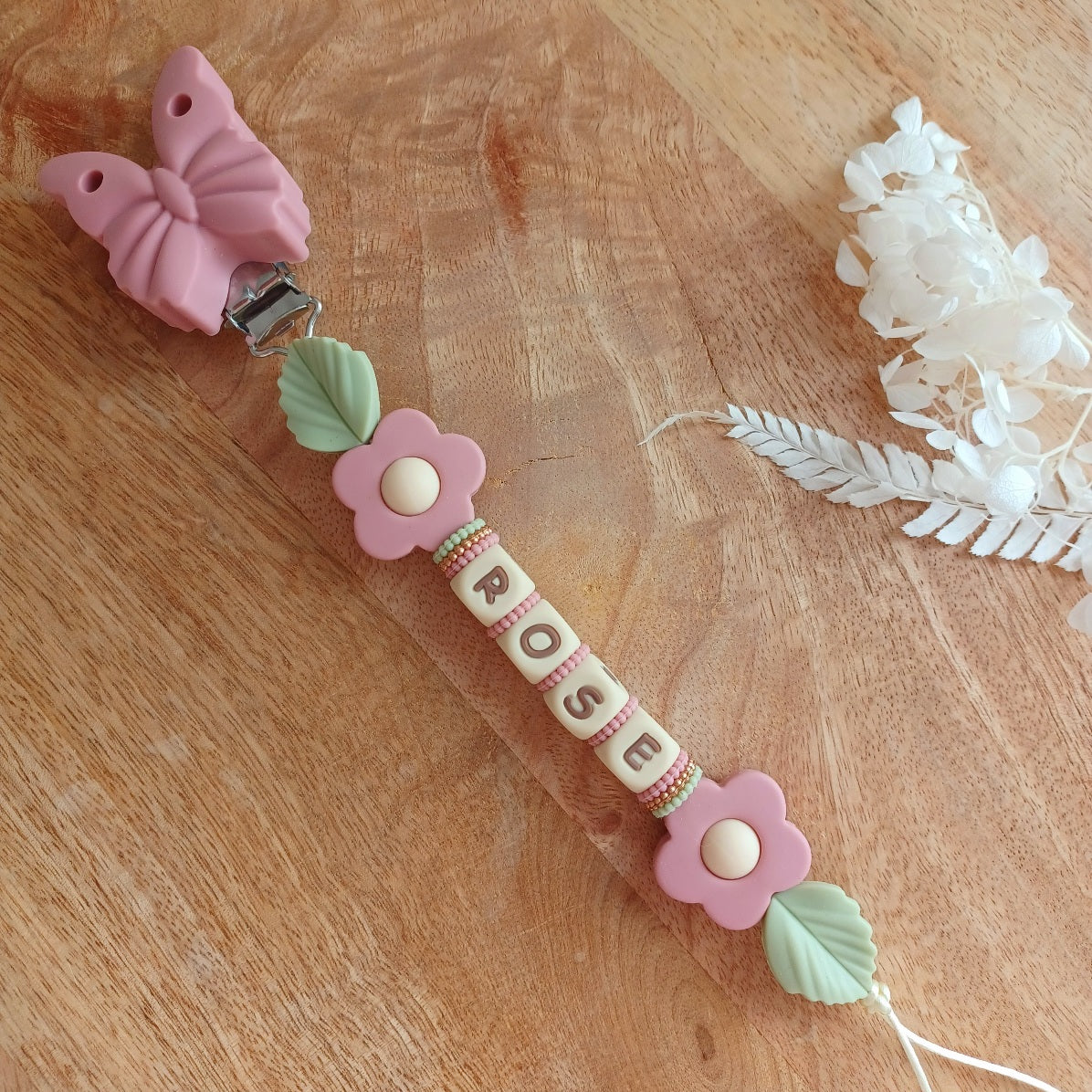Attache tétine silicone, papillon, vieux rose, beige. Rose