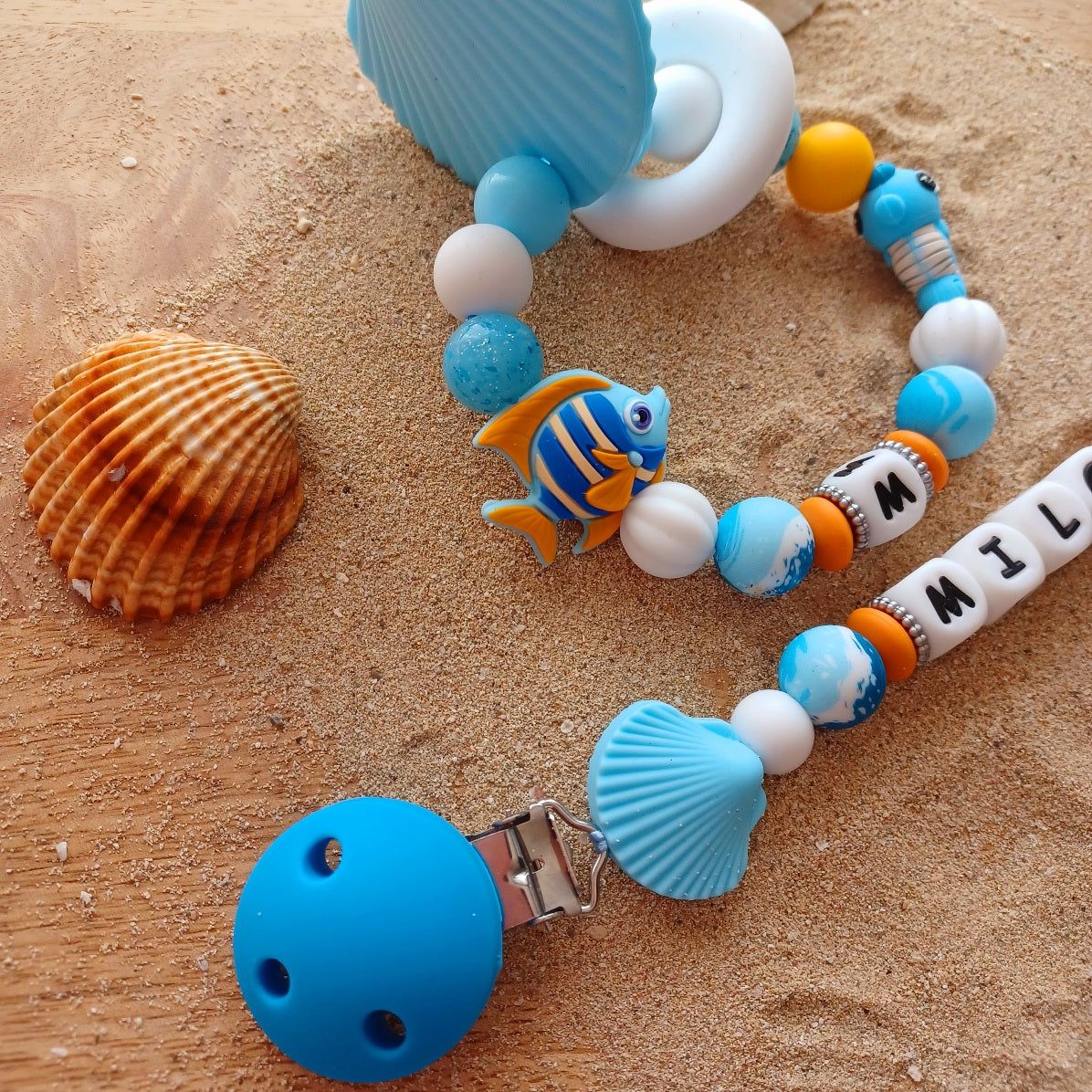 Attache-Tétine Mer– Personnalisable- Silicone Alimentaire – Poisson,  coquillage, hippocampe. Milo