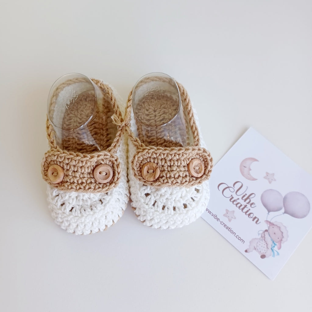 Paire de Chaussons maille tricotée pour bébé, modèle Ryan, Beige-ivoire