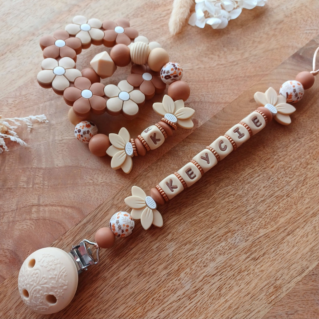 Attache tétine silicone, Choco, fleur de Lotus. Keycie