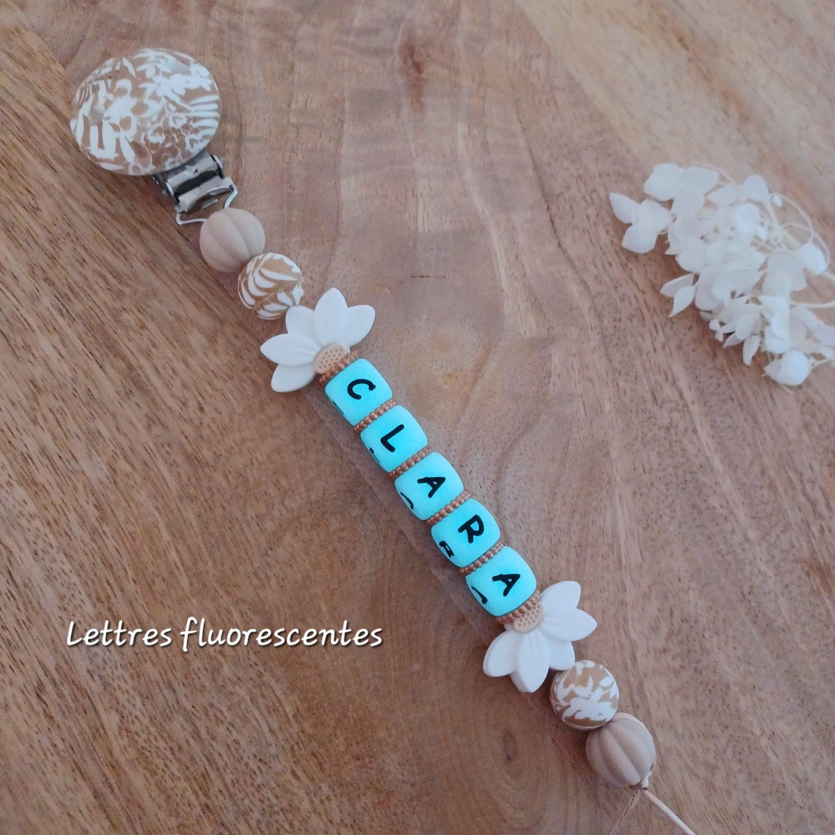Attache tétine silicone perles imprimées, cadeau naissance, Lotus crème-blanc