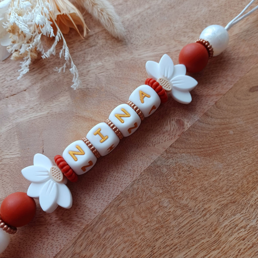 Attache tétine silicone, Fleur de Lotus, coeur terracotta.
