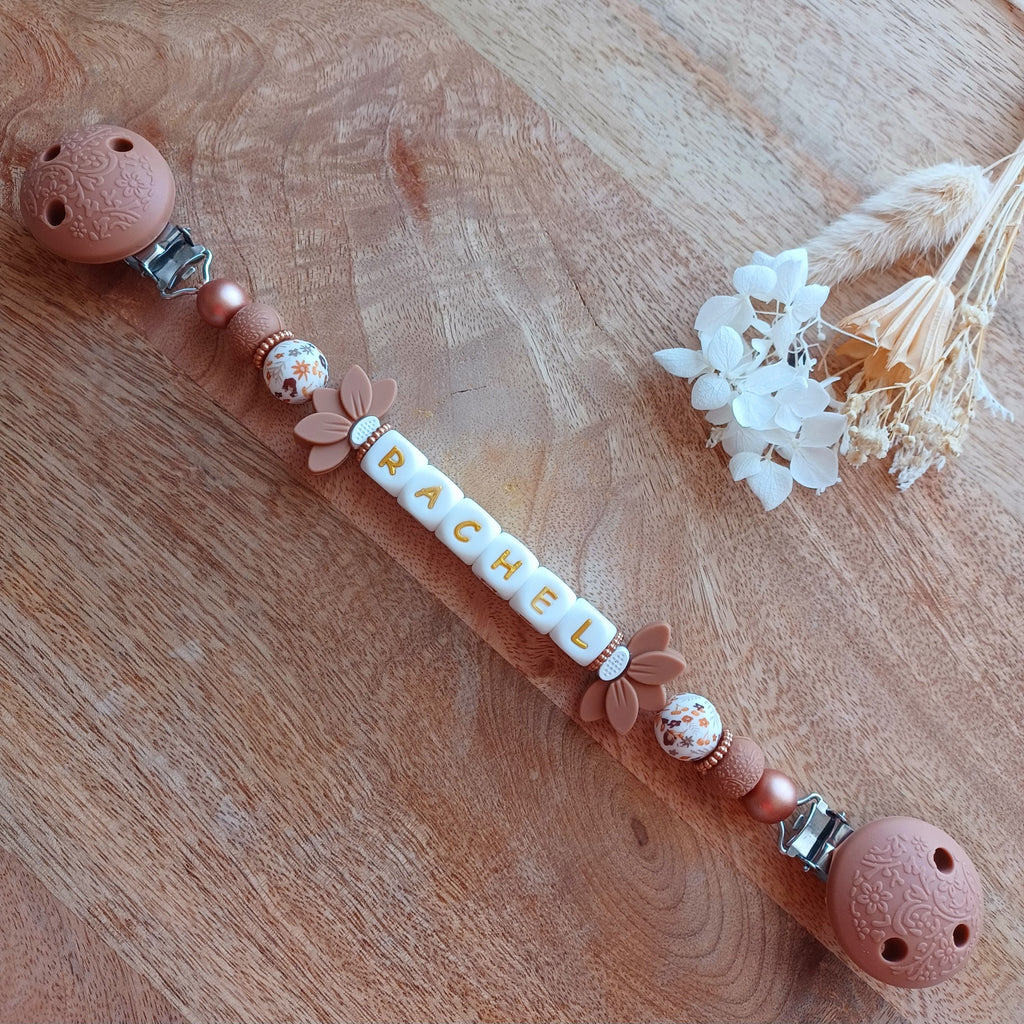 Attache doudou silicone perles imprimées, cadeau naissance, Choco. Rachel