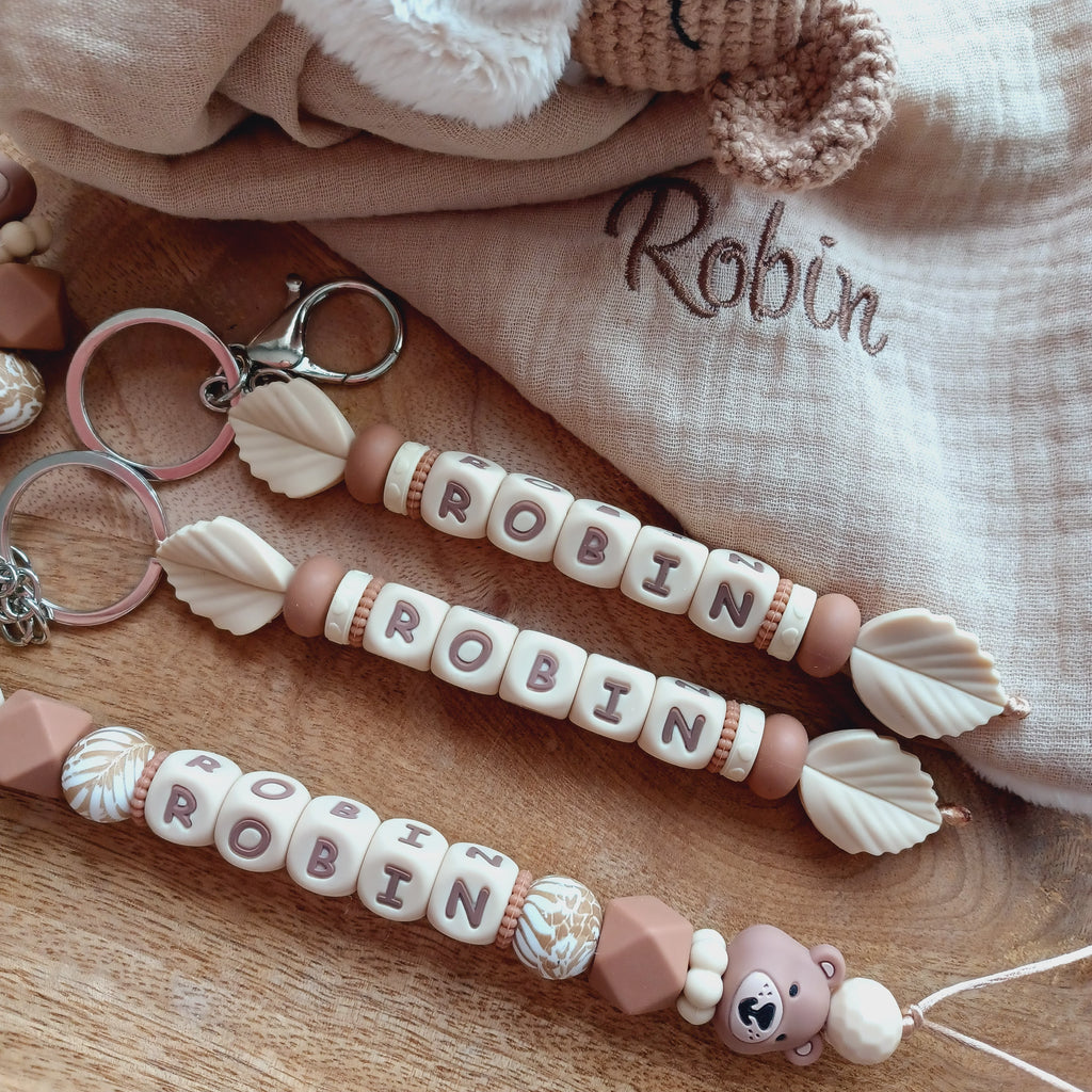 Porte clés personnalisable, en silicone, bois, fantaisie. Robin