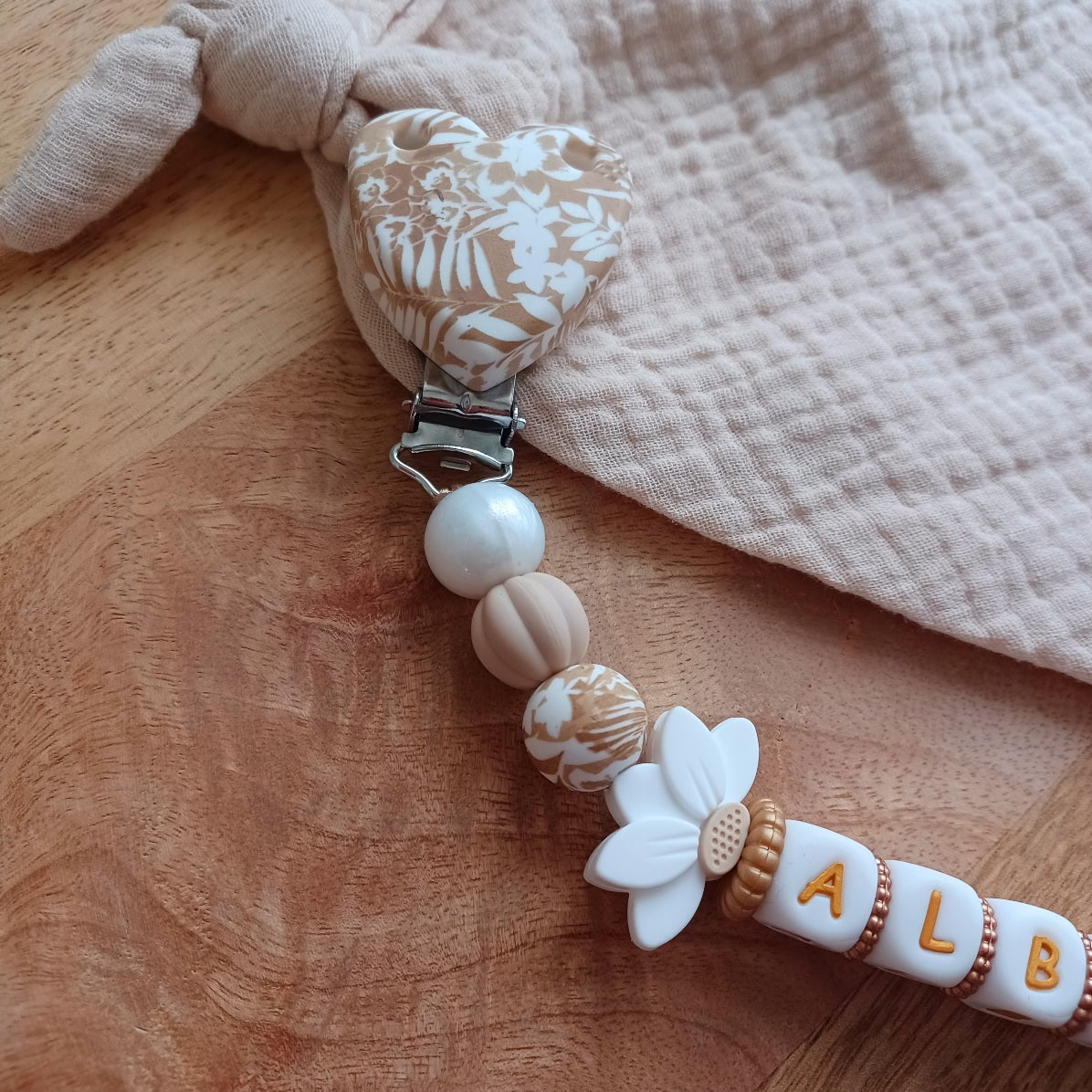 Attache doudou silicone perles imprimées, cadeau naissance, Beige-Blanc